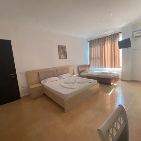 Hotell Hotel Restaurant Kleo