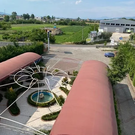 Hotell Hotel Restaurant Kleo Fushe-Kruje